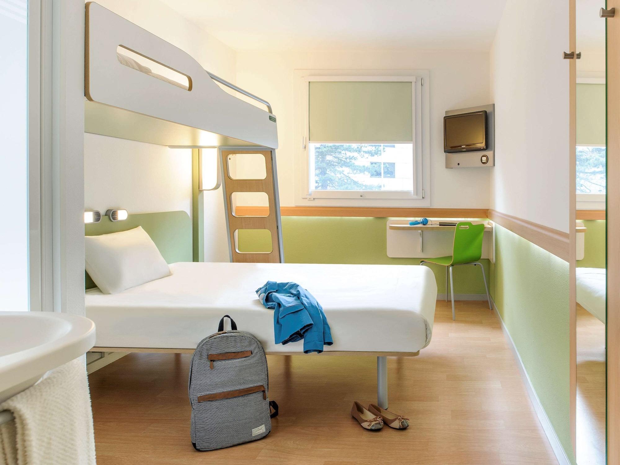 Готель Ibis Budget Velizy Екстер'єр фото